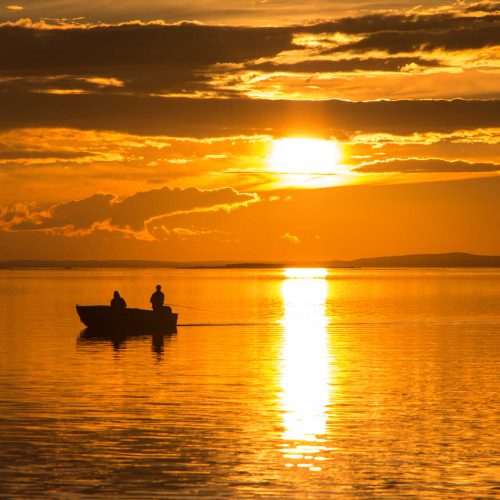 Fishing
Midnight sun